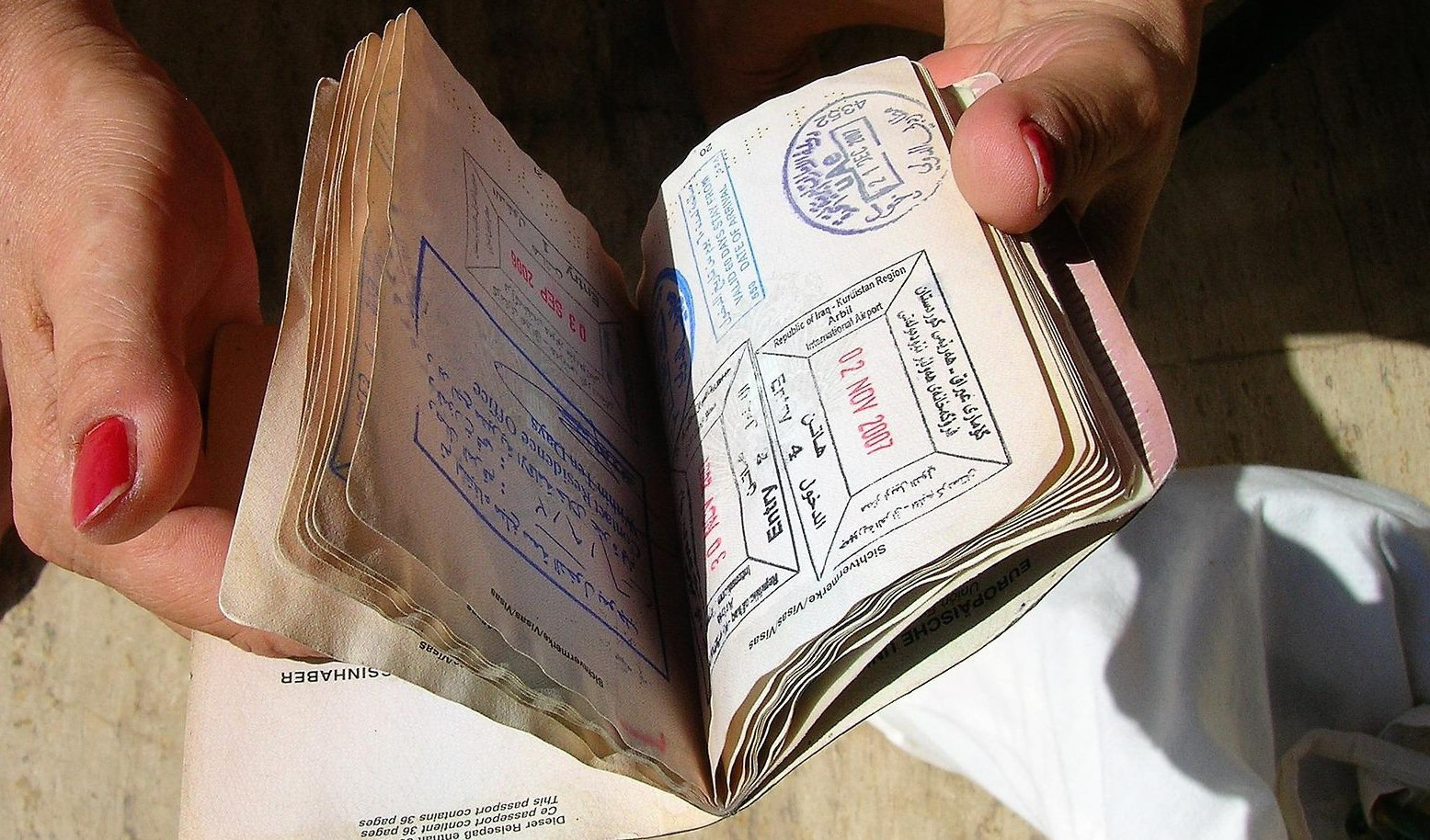 Passaporti, da luglio si faranno anche negli uffici postali