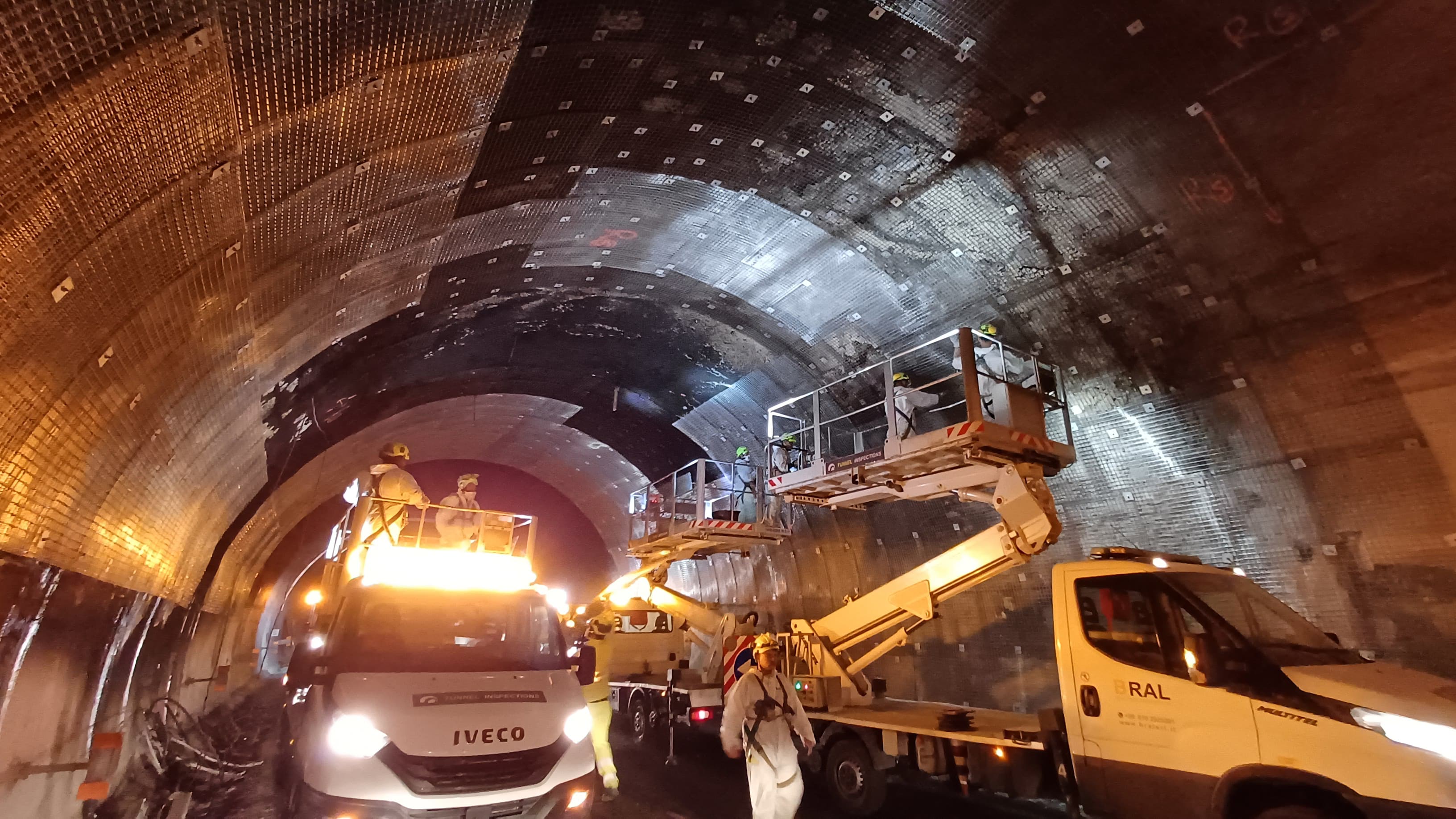 Incendio camion A12 in area di cantiere, riaperto tratto Chiavari-Sestri L.