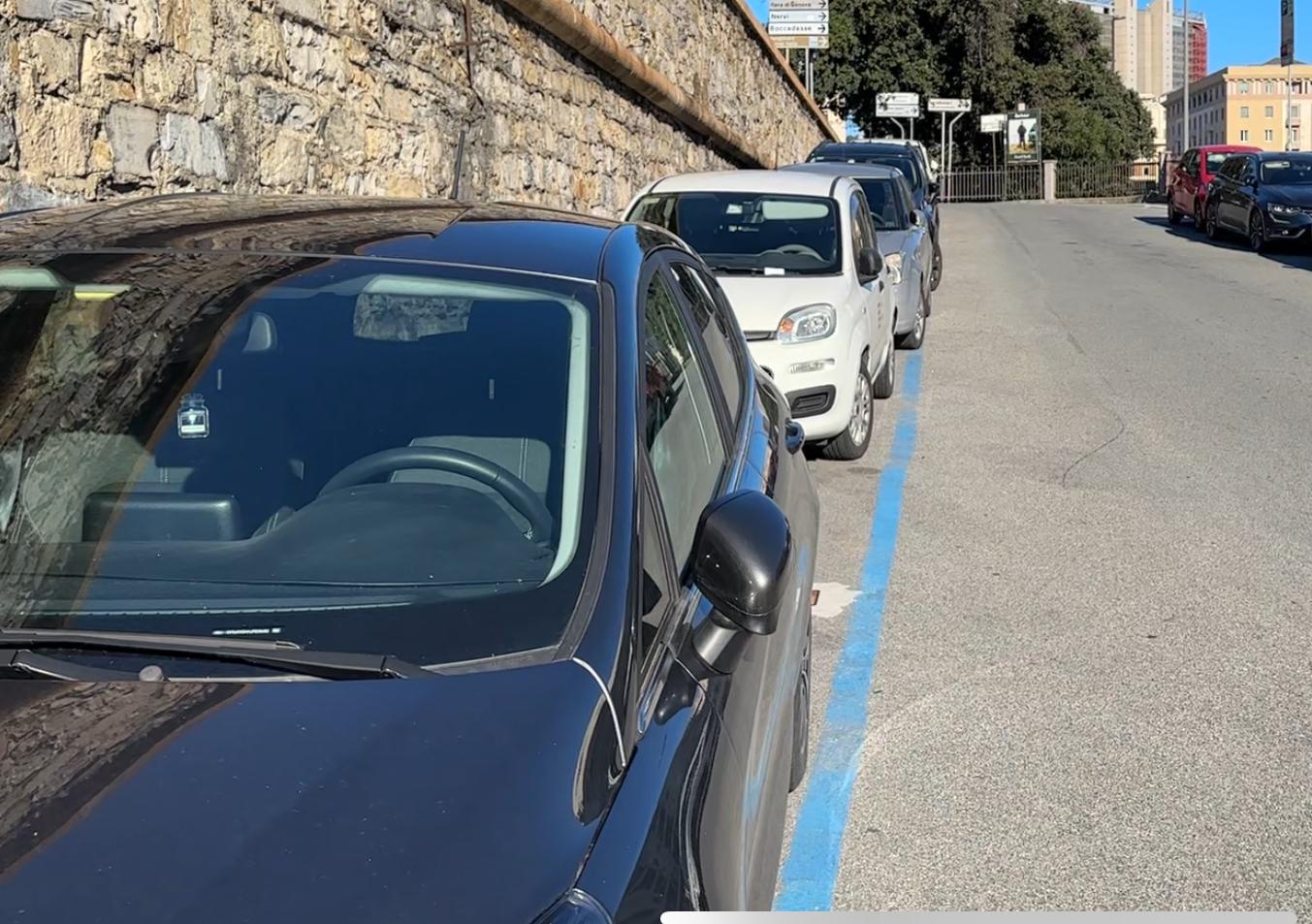 Parcheggi in città, scontro Comune-opposizione sul possibile aumento delle tariffe