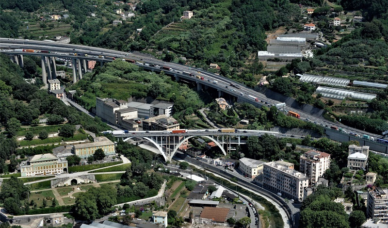 Caos autostrade, tilt sulla A26 all'alba. Code per cantieri in tutta la Liguria
