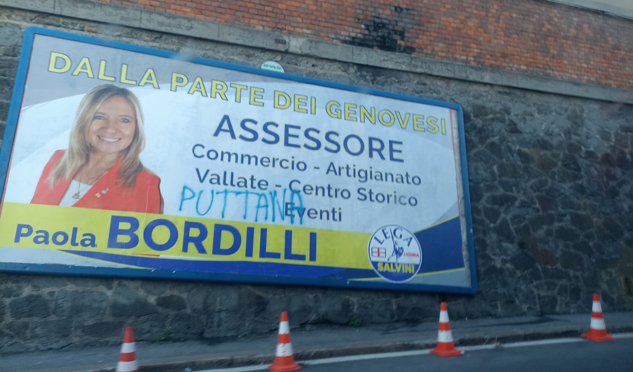 Genova, insulto sessista sul manifesto di Paola Bordilli
