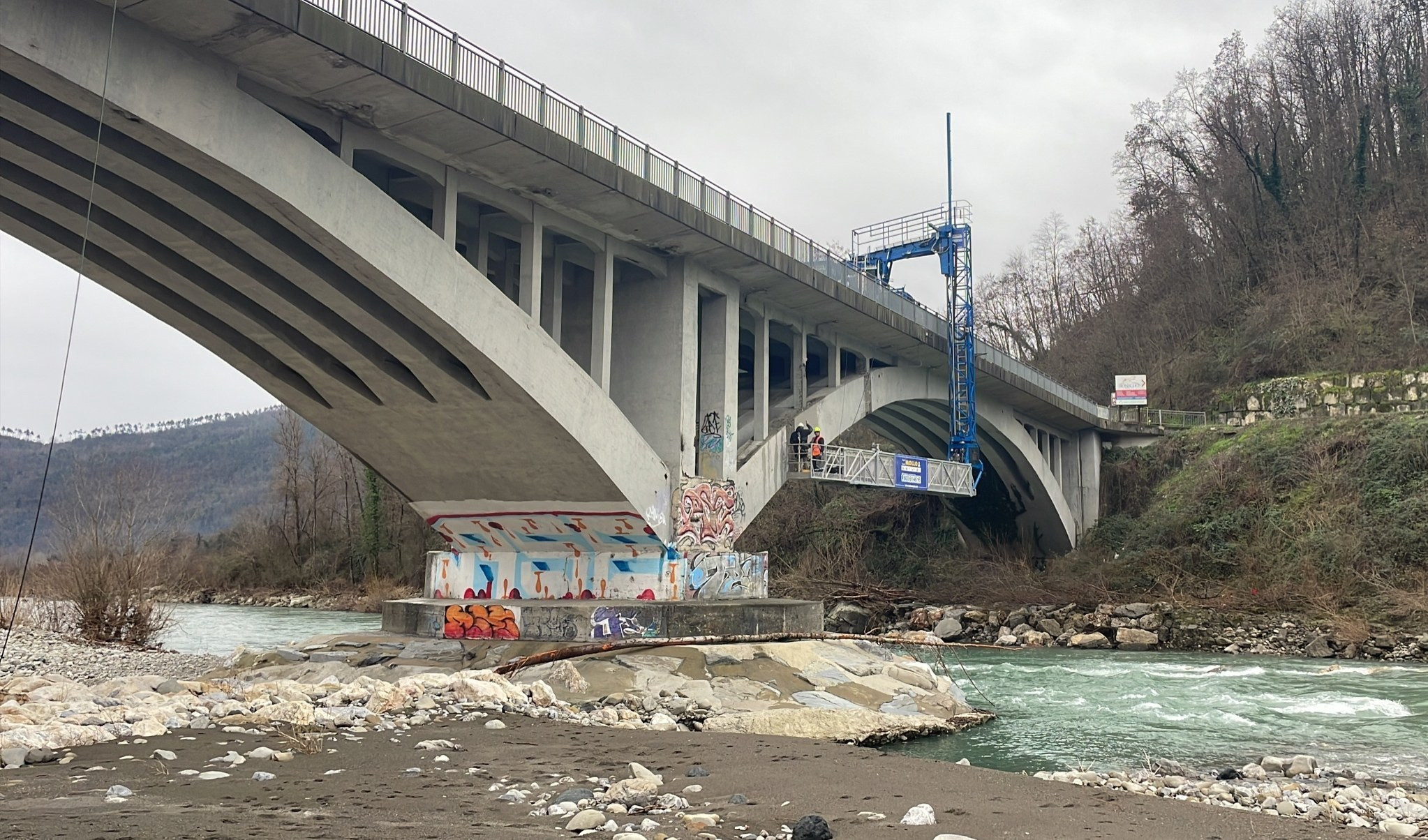 Ponte di Brugnato, sindaci e provincia chiedono autostrada gratis
