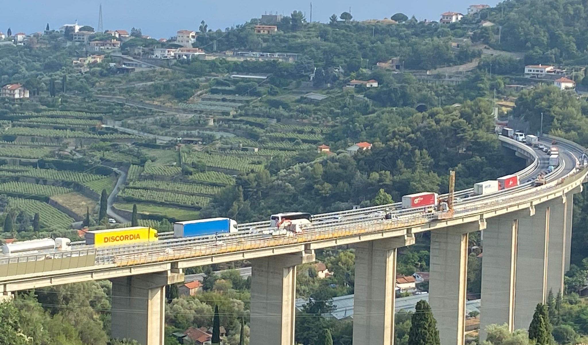 La petizione per l'autostrada A10 gratuita ha già raccolto 2.500 firme