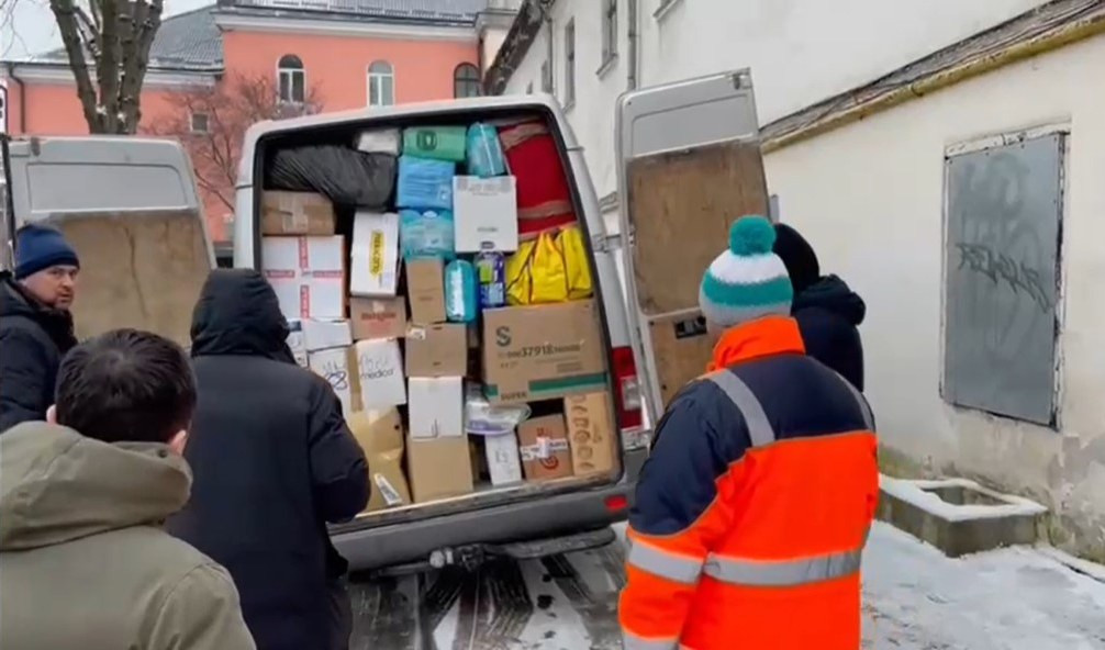 Ucraina, arrivano i primi camion con gli aiuti: 