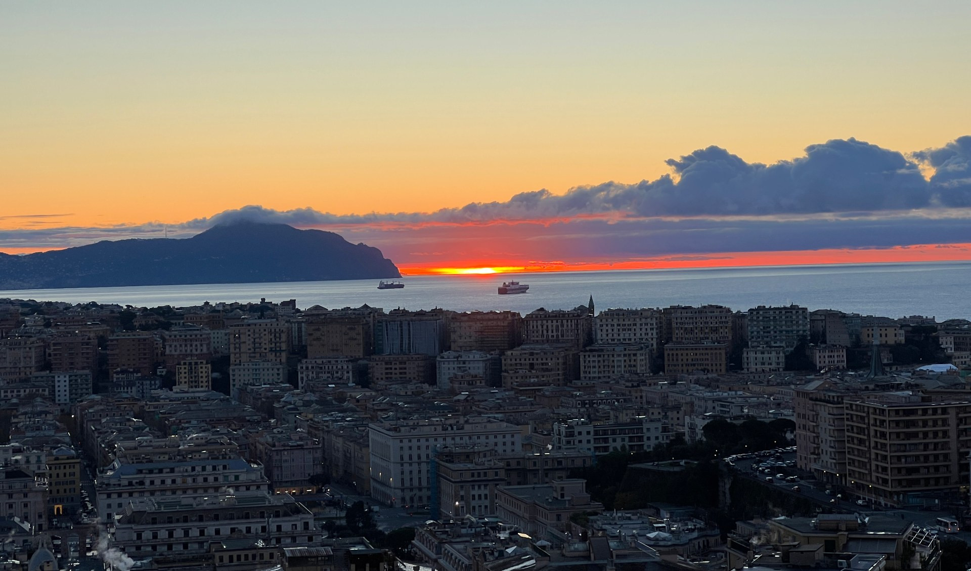 Meteo in Liguria: sole, ma anche nubi e piogge per il weekend dell'Immacolata