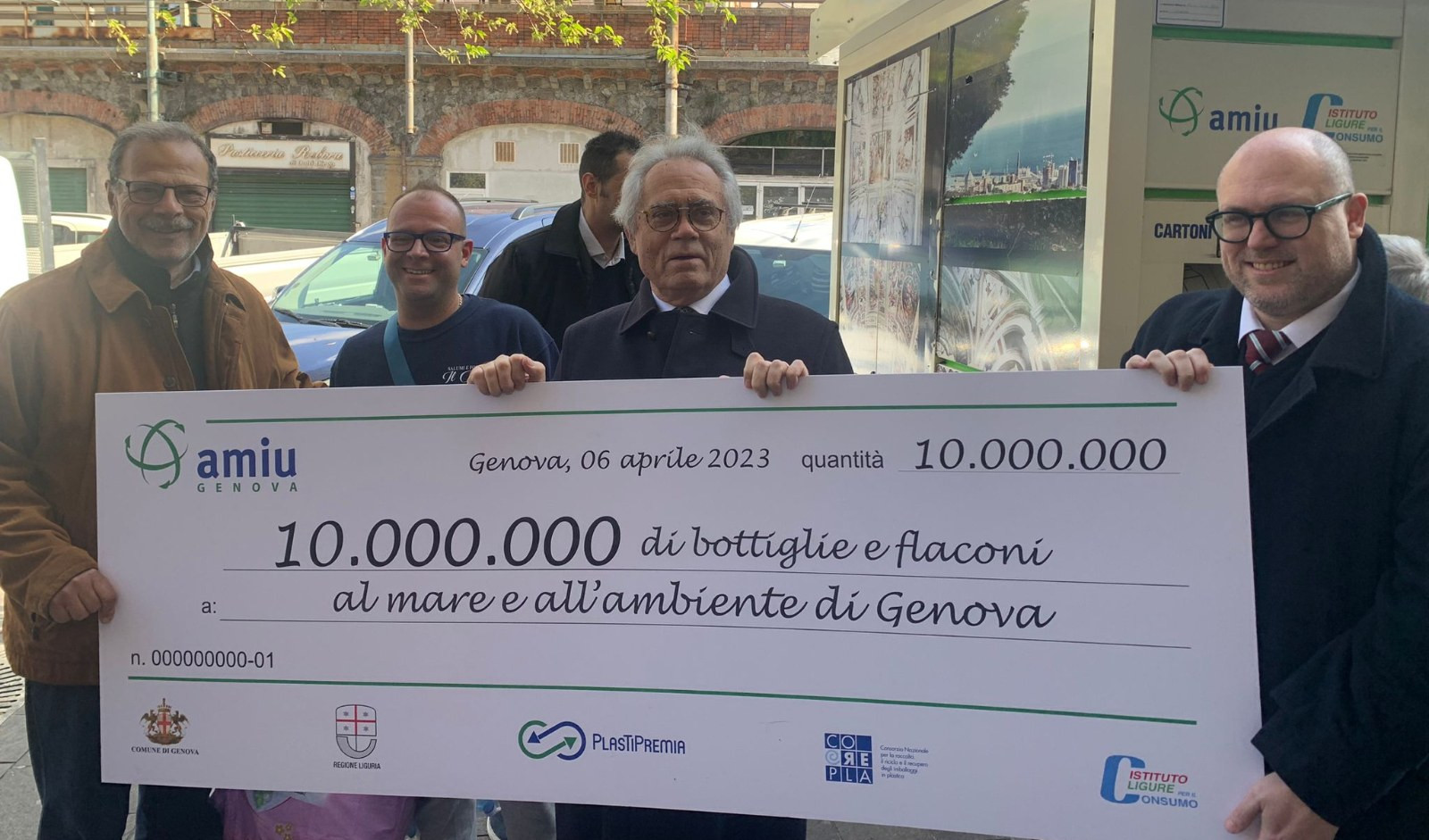 Amiu, riciclate 10 milioni di bottiglie negli ecocompattatori