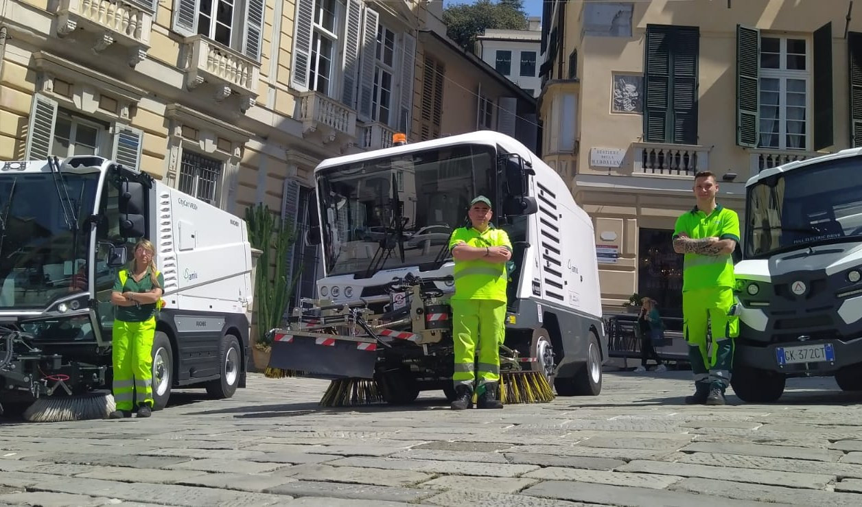 Amiu, attivati 45 nuovi mezzi elettrici nel centro storico