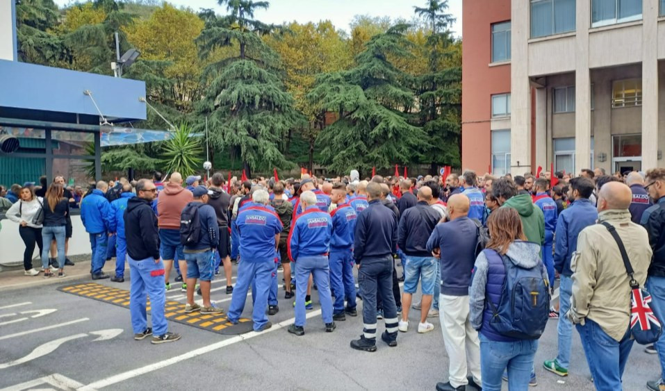 Ansaldo, Piana si complimenta ma i sindacati scioperano