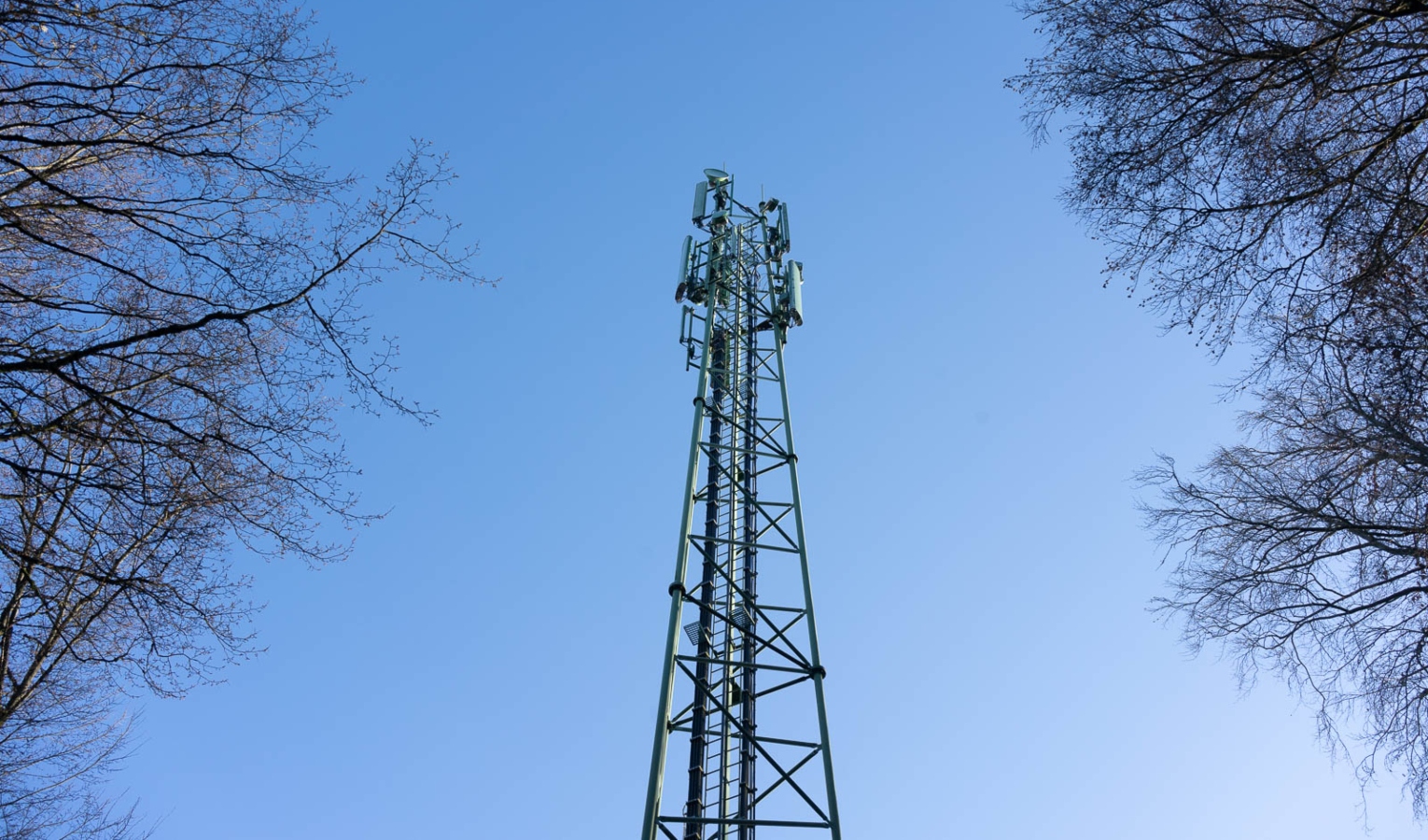 Manca il numero legale, in consiglio a Genova salta delibera su antenne 5G