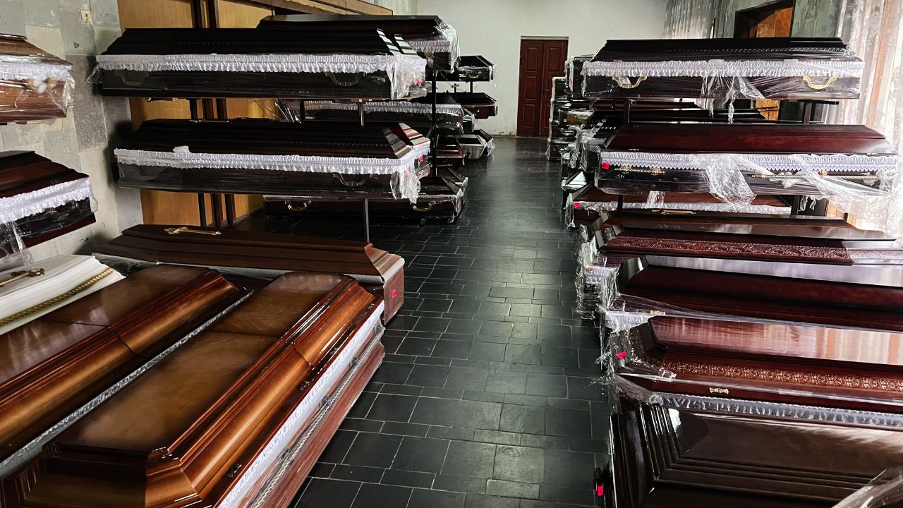 Colpo nella notte, ladri in azione in un'azienda di onoranze funebri a Genova