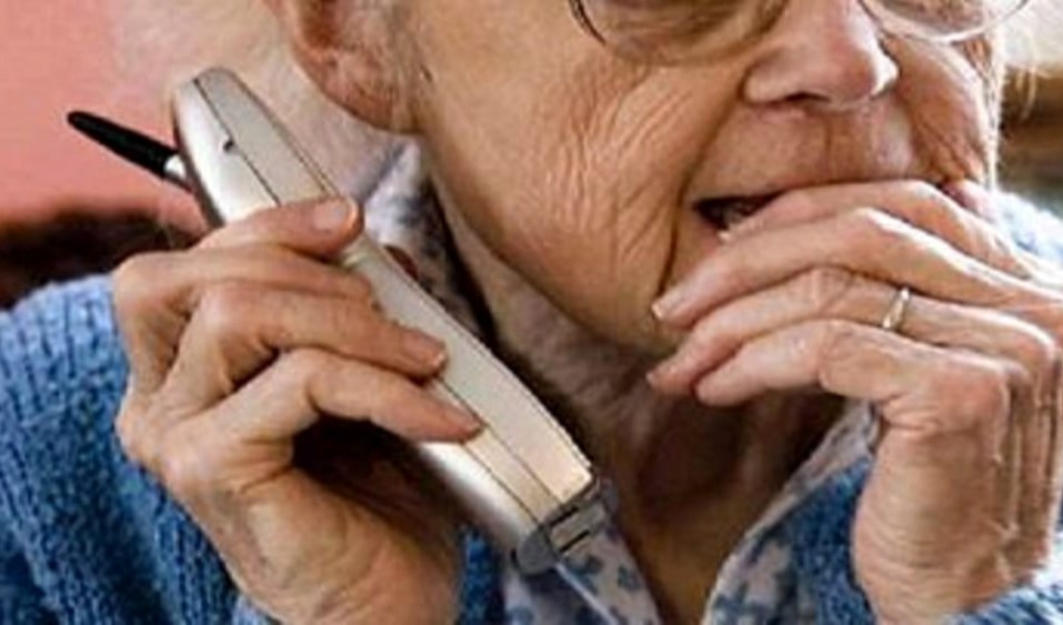 Anziana truffata al telefono