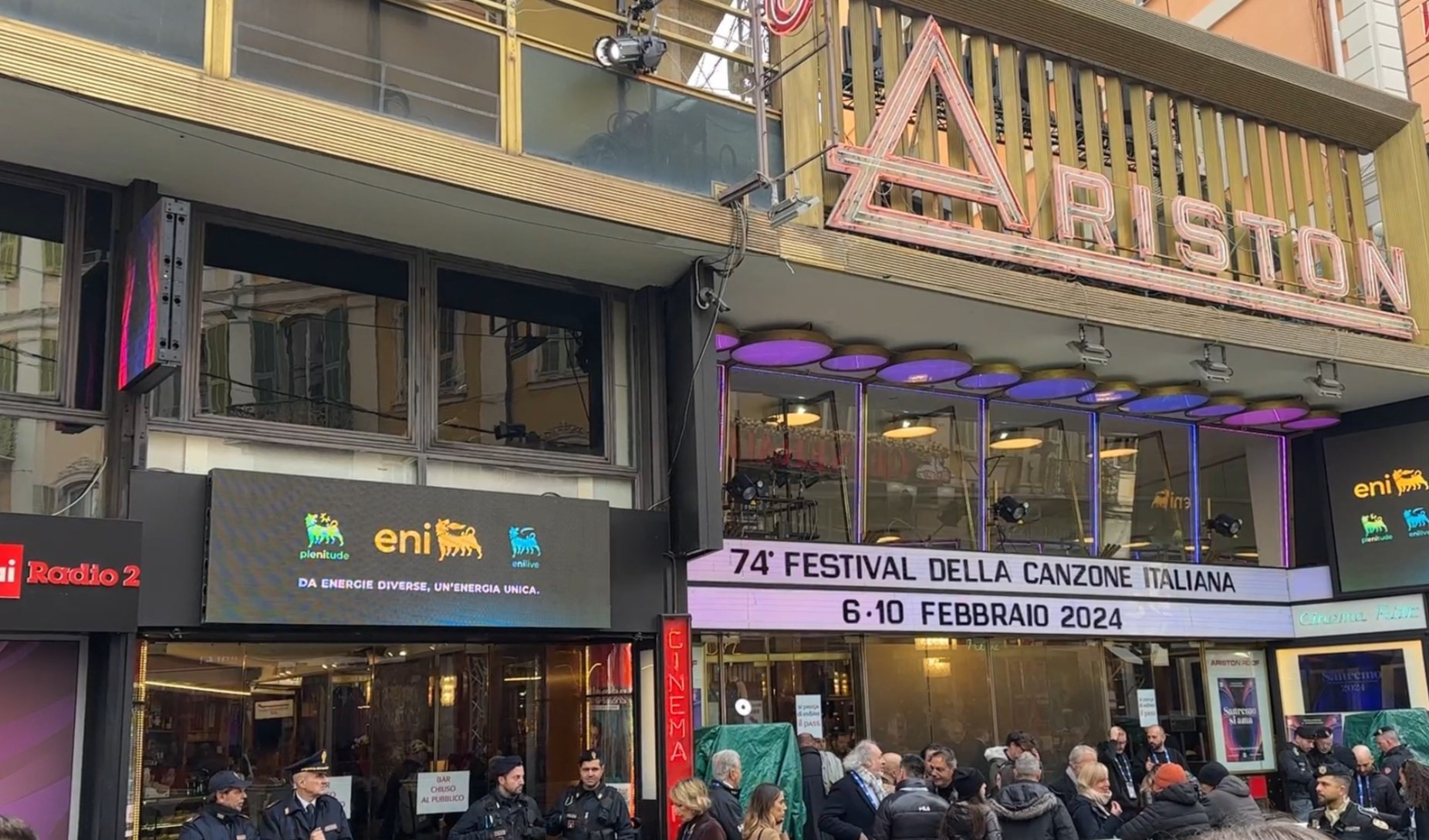 Festival di Sanremo: al via la prima serata, tutto esaurito ovunque