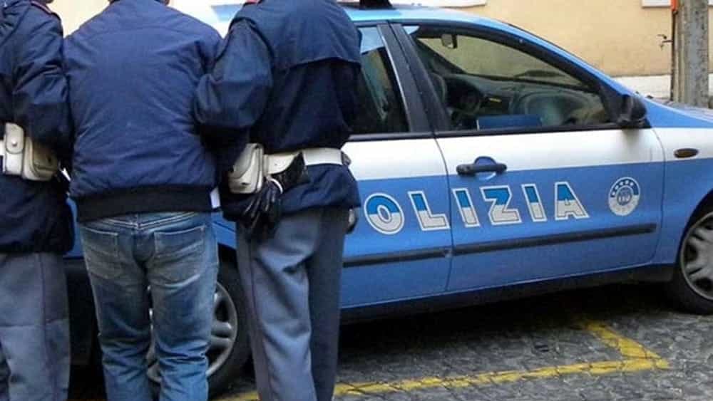 Posto di controllo, senza patente e senza assicurazione