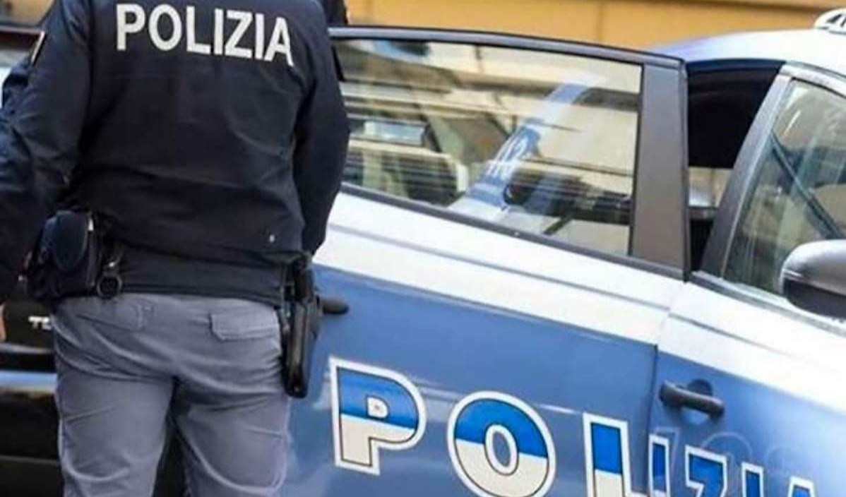 Perseguita l'ex compagna incinta: arrestato a Savona 