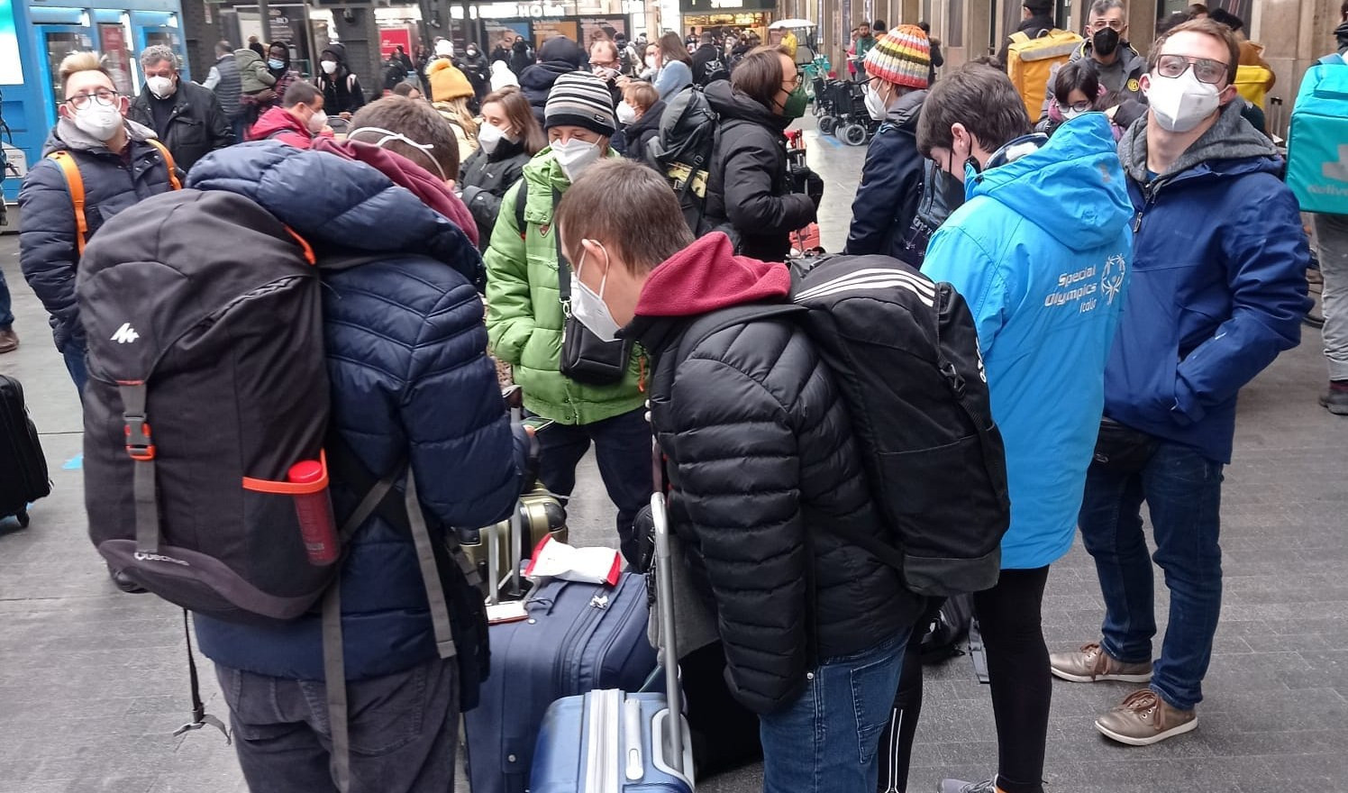 Premiata la capotreno che difese i disabili del treno Genova - Milano
