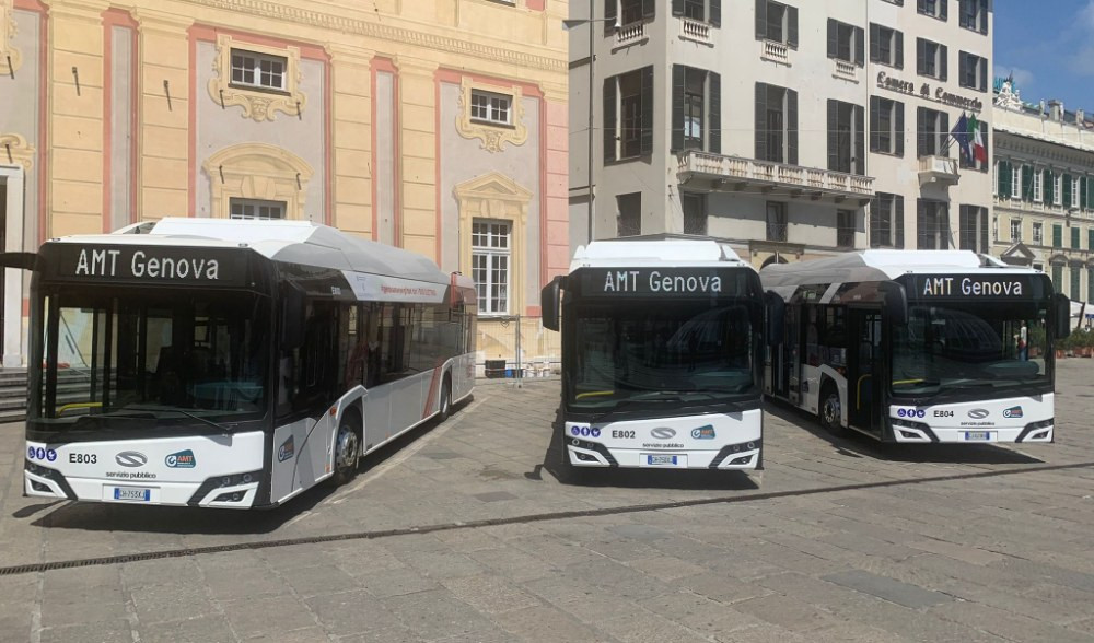 Genova, Amt presenta i nuovi autobus elettrici