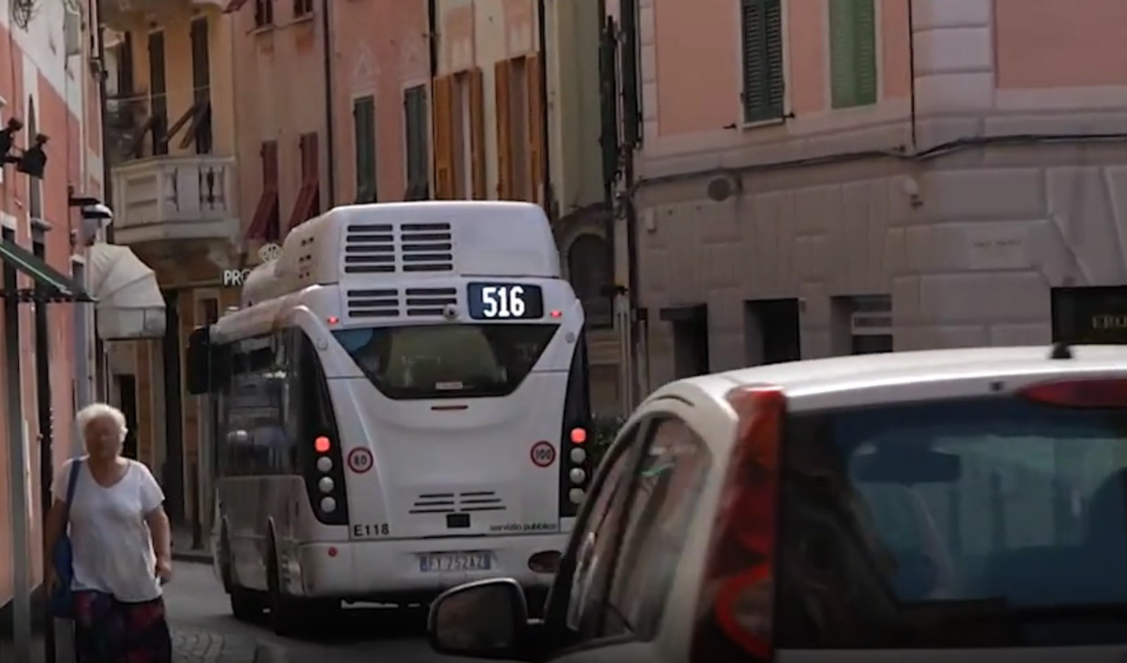 7 luglio, a Genova Nervi in serata cambia il servizio delle linee locali AMT