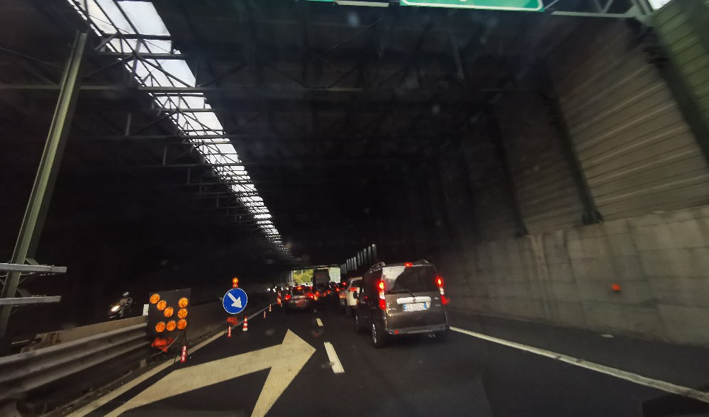 Autostrade caos in Liguria: cantieri, incidenti e code