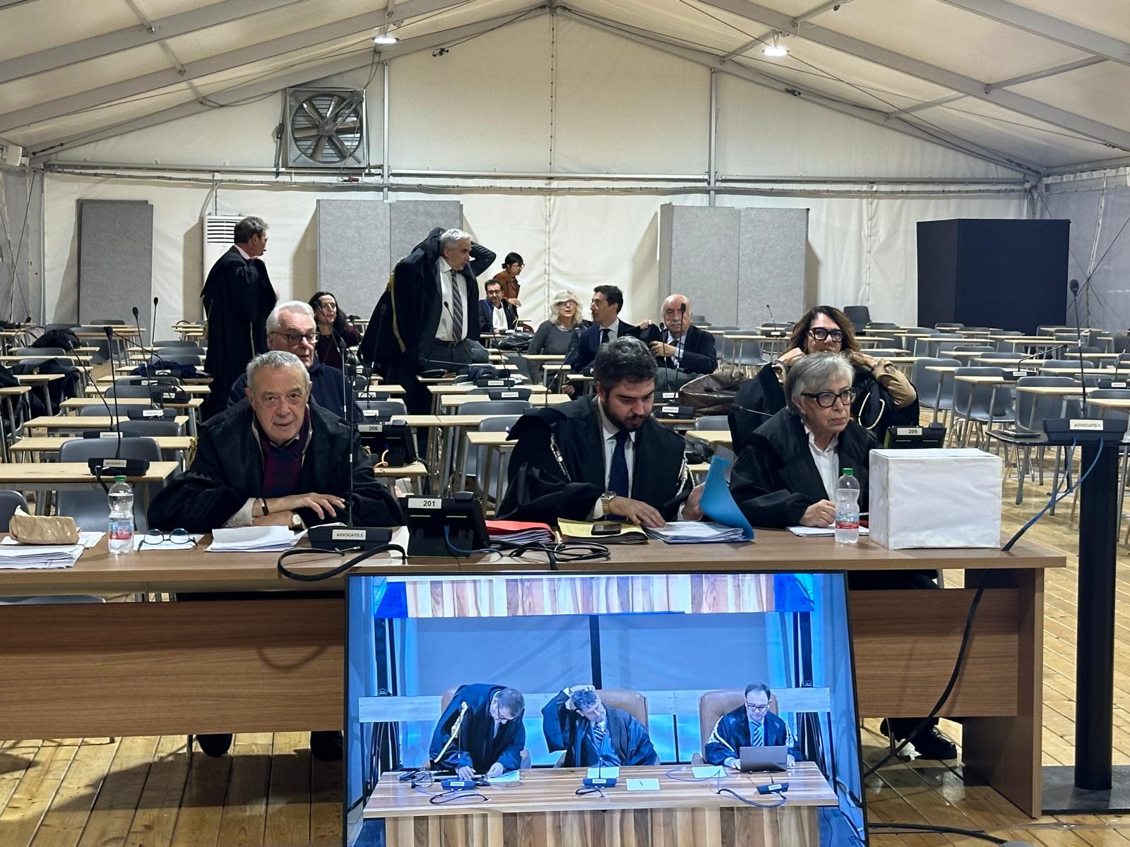 Al processo Morandi avvocata evoca la profezia di Beppe Grillo: