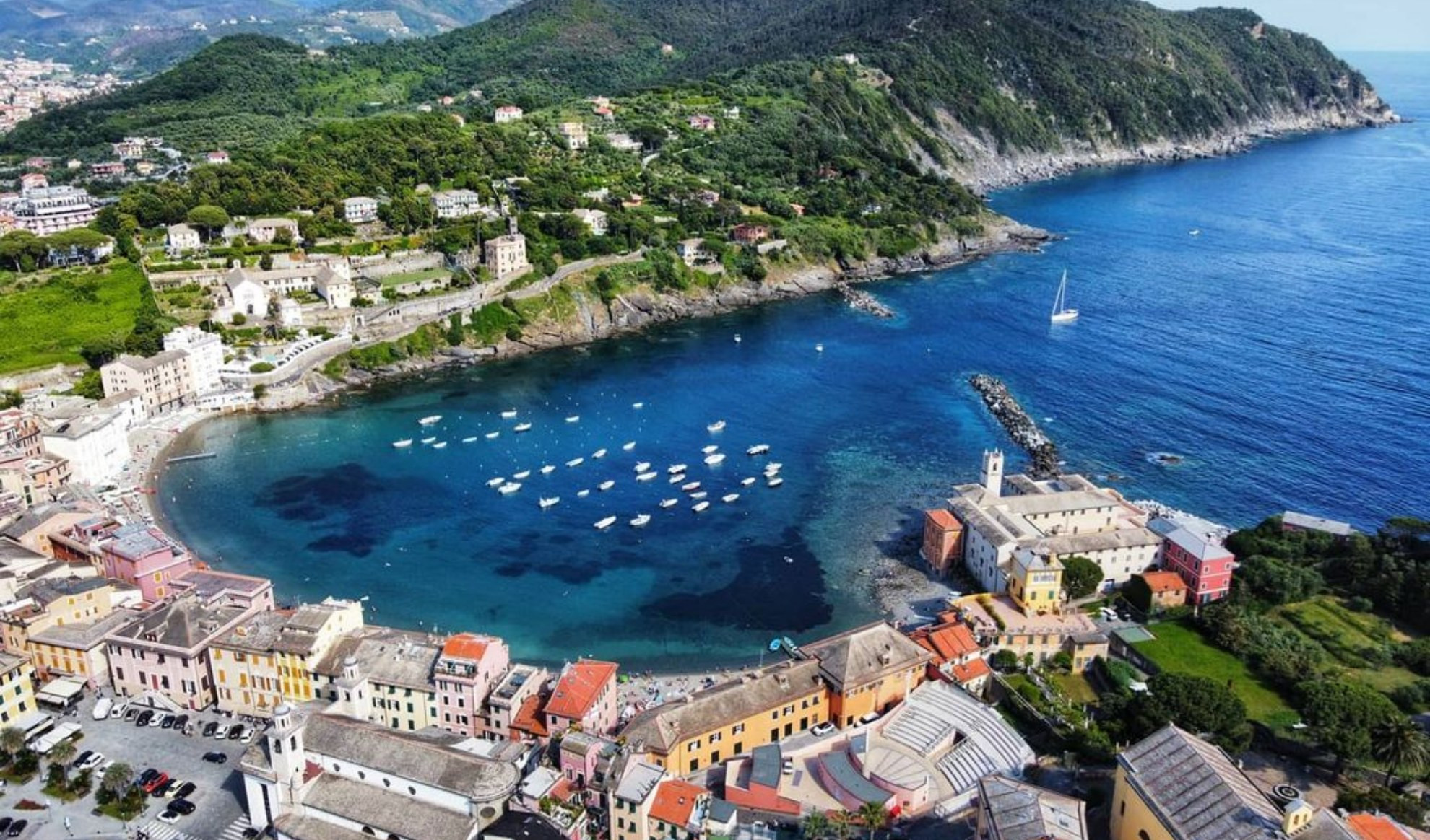 Sestri Levante, acqua inquinata: stop alla balneazione alla Baia delle Favole