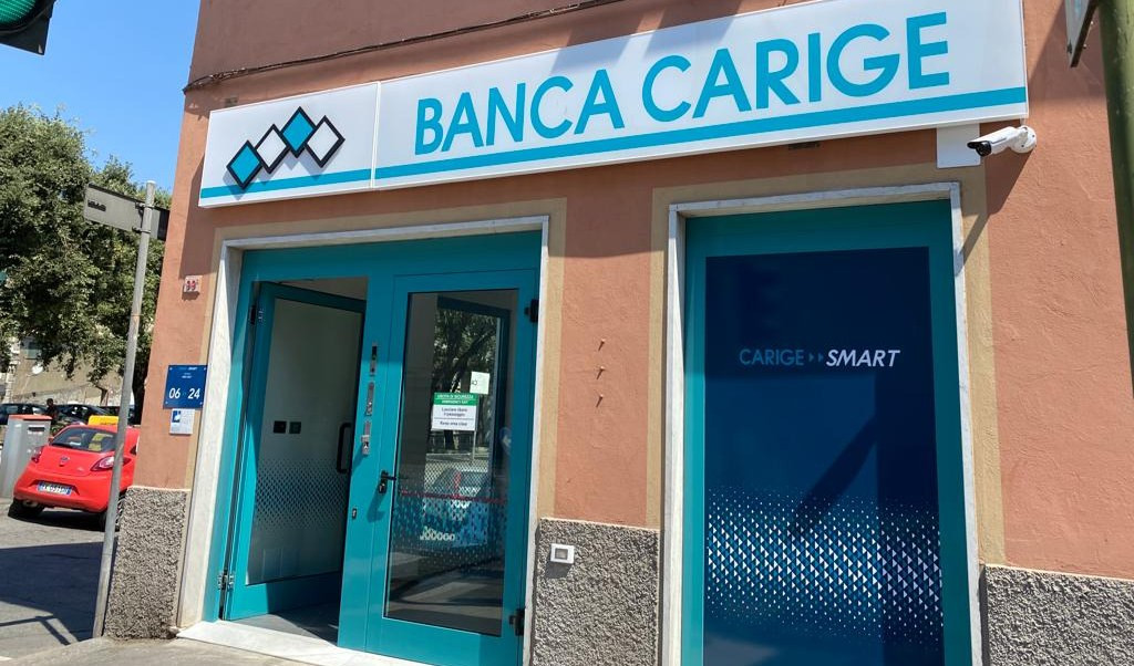 Banca Carige, riapre in versione smart lo sportello di via Merano a Genova