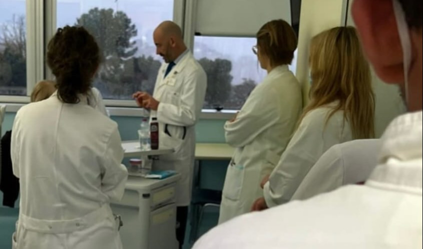 Crescono i ricoveri per influenza: a Genova grave una ragazza
