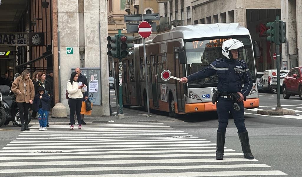 Genova, blackout in piazza Dante e via XX Settembre: semafori nuovamente funzionanti