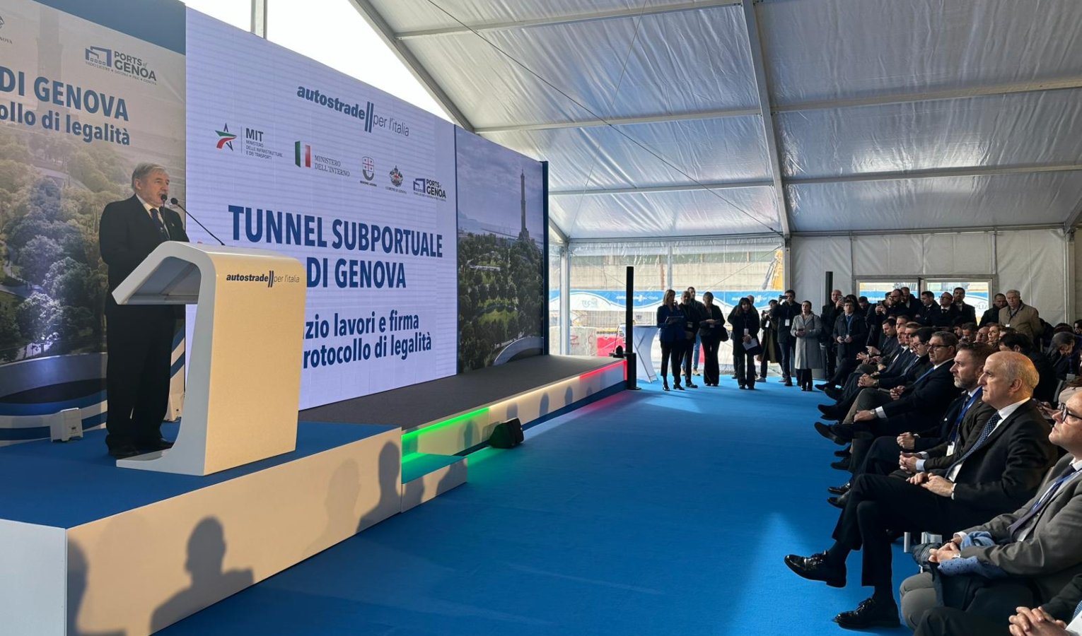 Tunnel subportuale di Genova, via al cantiere: ruspe al lavoro