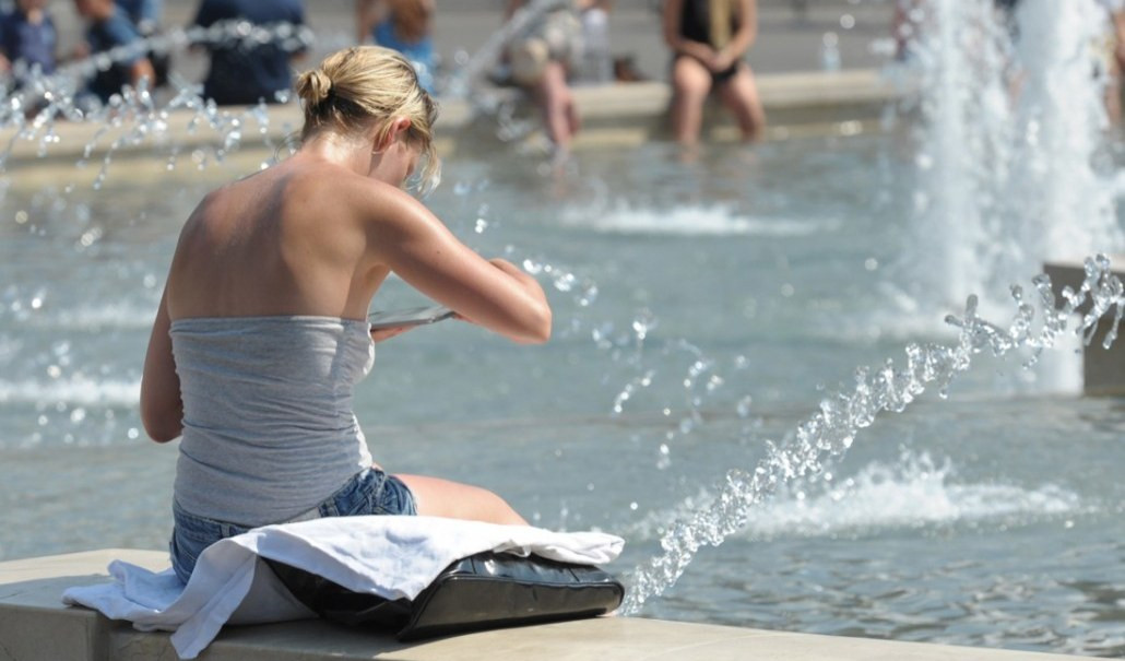 Caldo record in Liguria, i consigli anti rischio per la salute