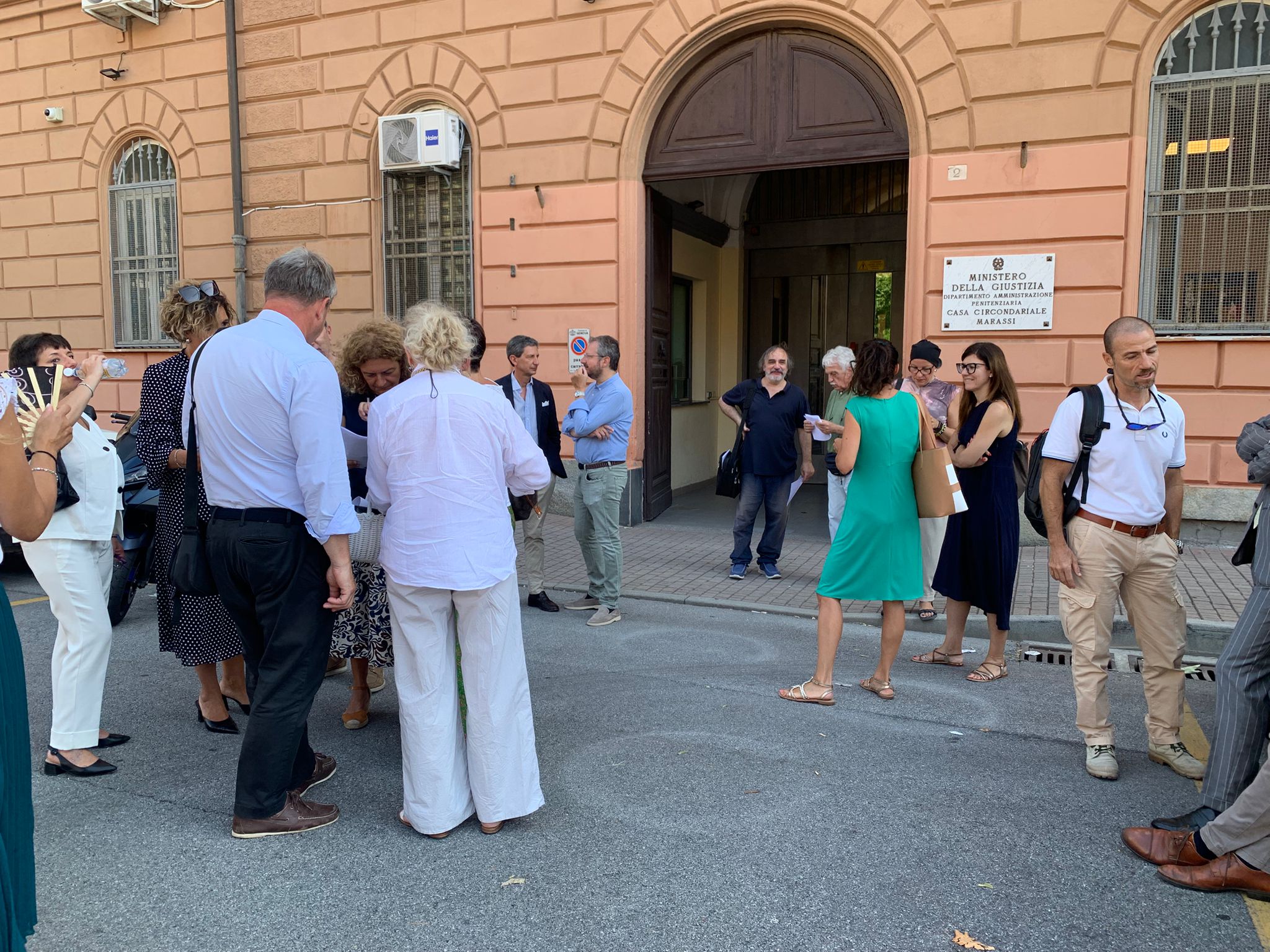 Il carcere che 'scoppia'. La Camera penale a Marassi: 