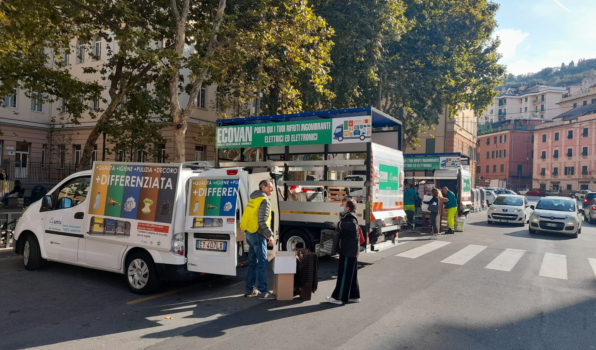 A Genova il camioncino green di Amiu e gli 