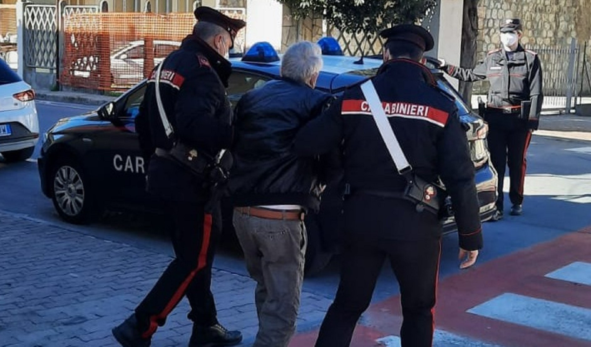 Carabiniere fuori servizio trova ricercato: si nascondeva ad Andora per non scontare 15 anni