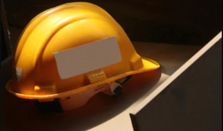 Crolla solaio alla Spezia, operaio muore mentre lavora in un cantiere edile
