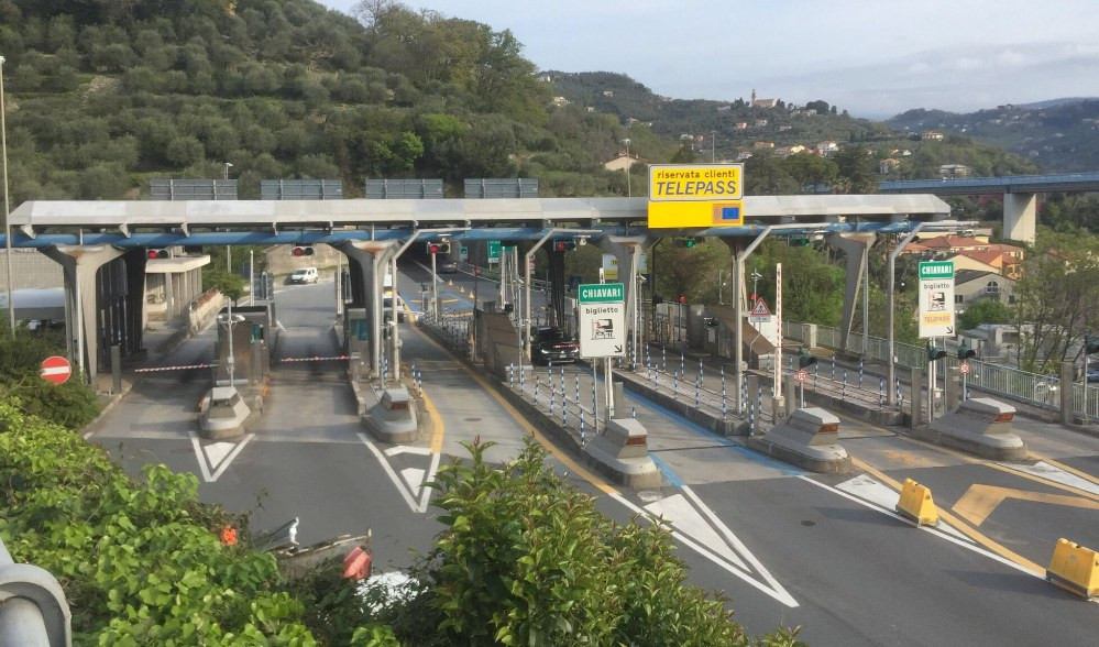 Autostrade, ancora cantieri in A12: fino al 31 dicembre stop al pedaggio tra Genova Est e Nervi