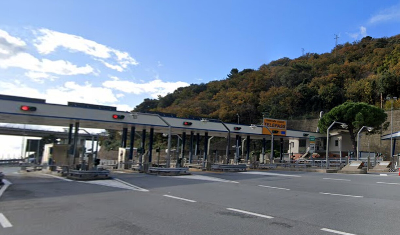 Autostrade, riapre domani mattina la rampa del casello di Nervi