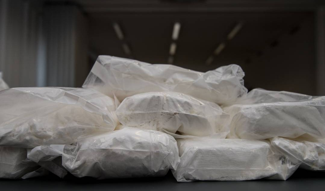 Carabinieri sequestrano oltre 1 kg di cocaina nell'Imperiese