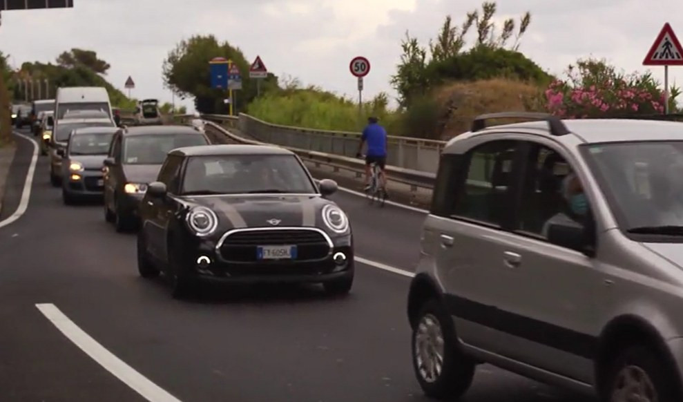 Caos autostrade: lunedì di pioggia, code, cantieri e incidenti