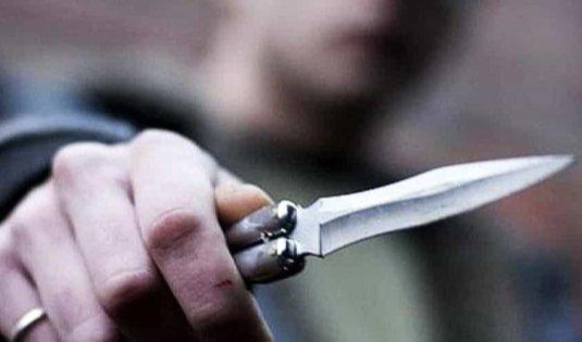 Genova, giovani armati di coltello picchiano e minacciano minorenni: due arresti