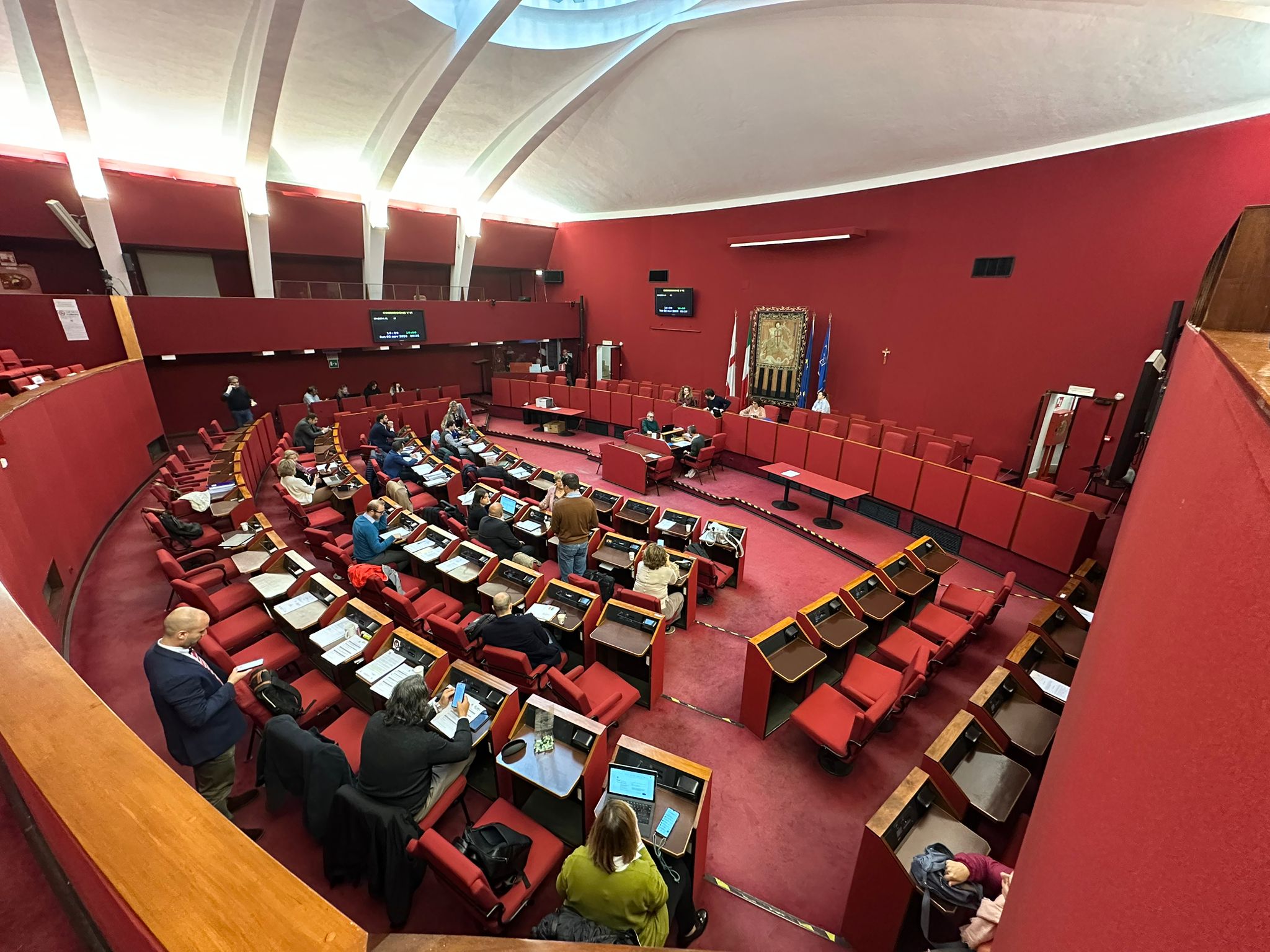 Caos rifiuti a Genova e futuro Amiu: oggi commissione (dimezzata) a Tursi