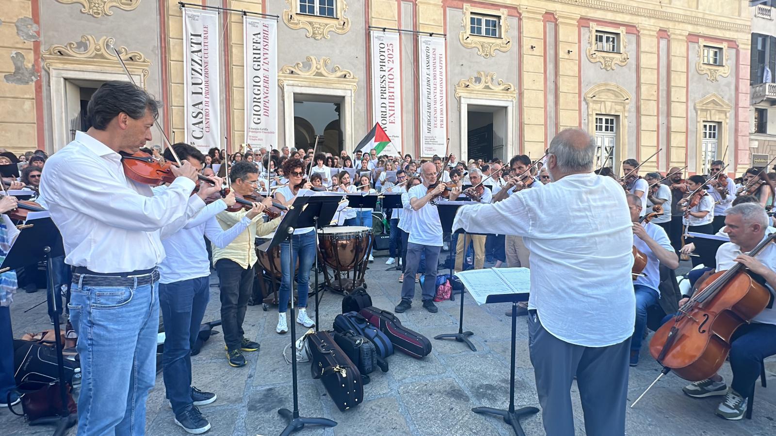 La manifestazione a De Ferrari
