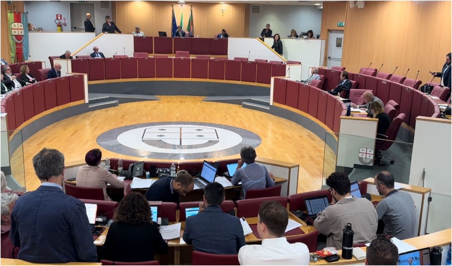 Consiglio regionale, l'aula discute l'incontro tra Toti e gli assessori