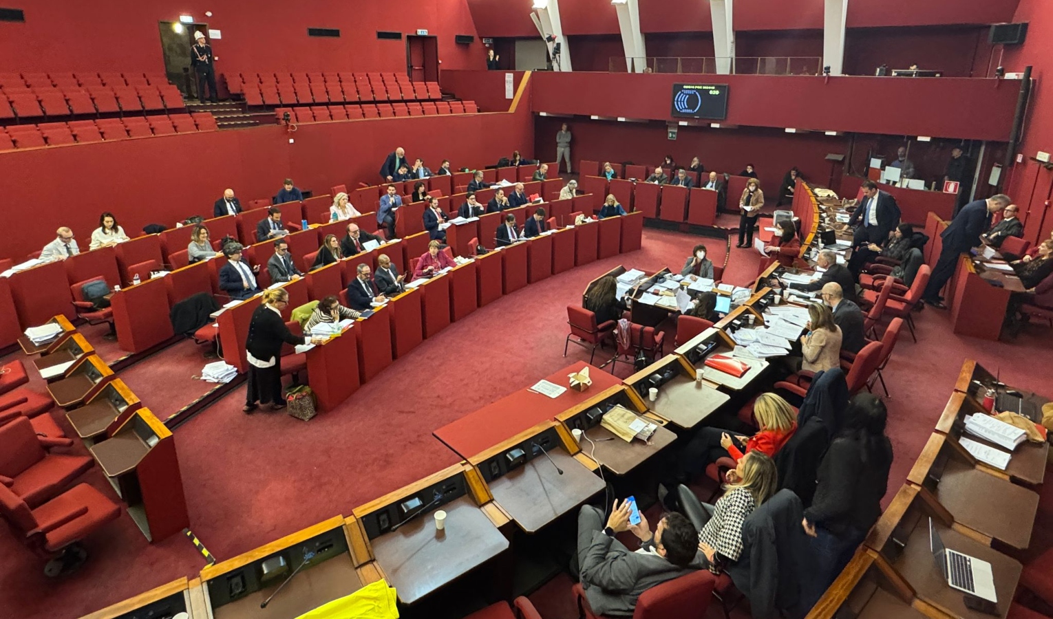 Votato il bilancio del Comune di Genova, alla fine è 
