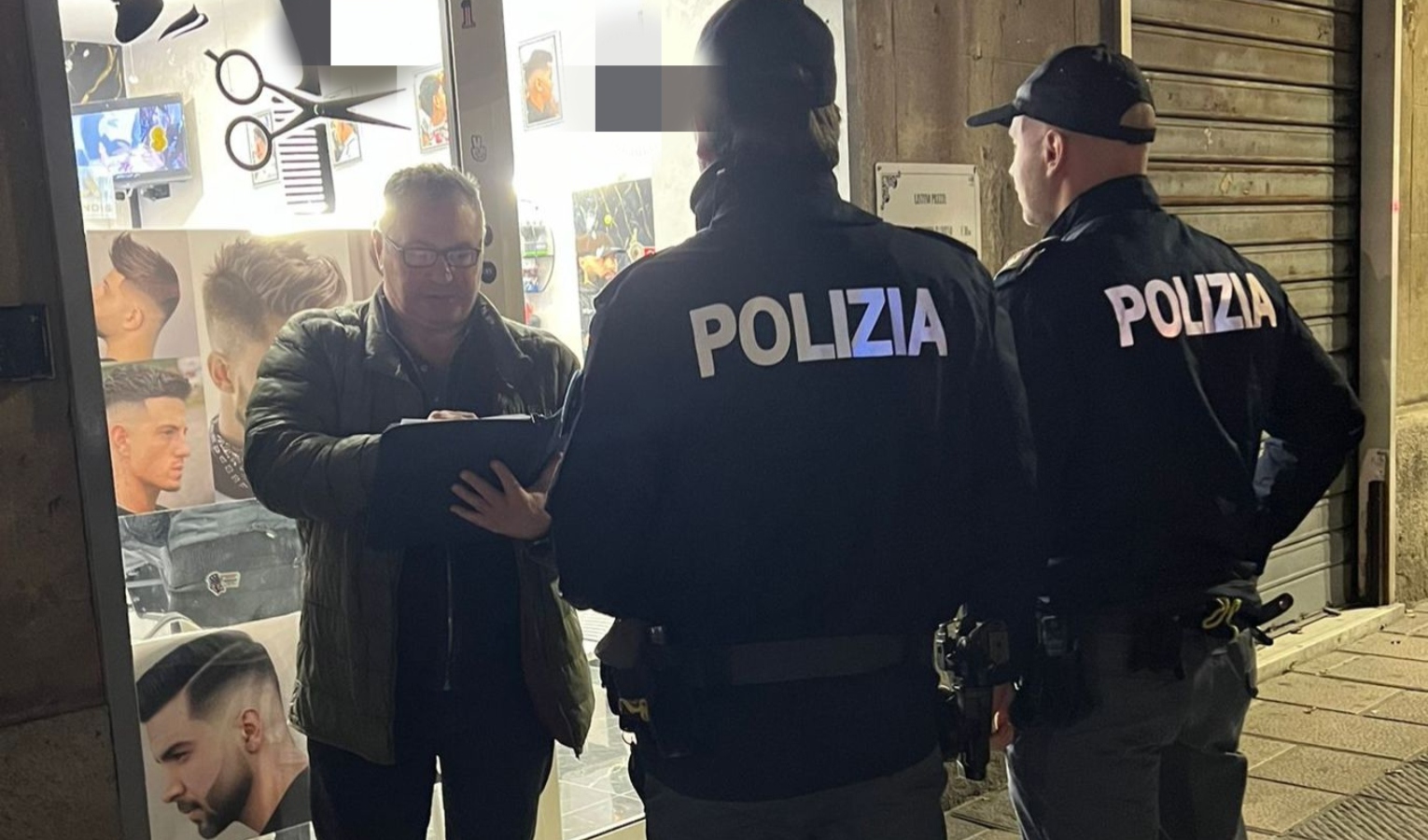 Macchina della polizia