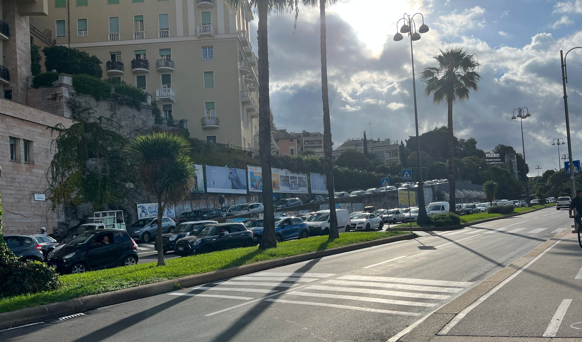 Chiusura Corso Marconi e traffico in tilt a Genova, il sindaco Bucci: 