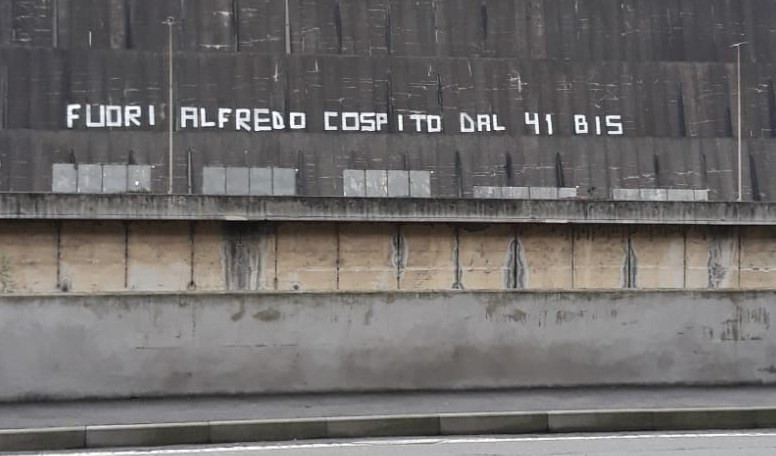 Genova, no al carcere duro a Cospito: altra scritta a Genova