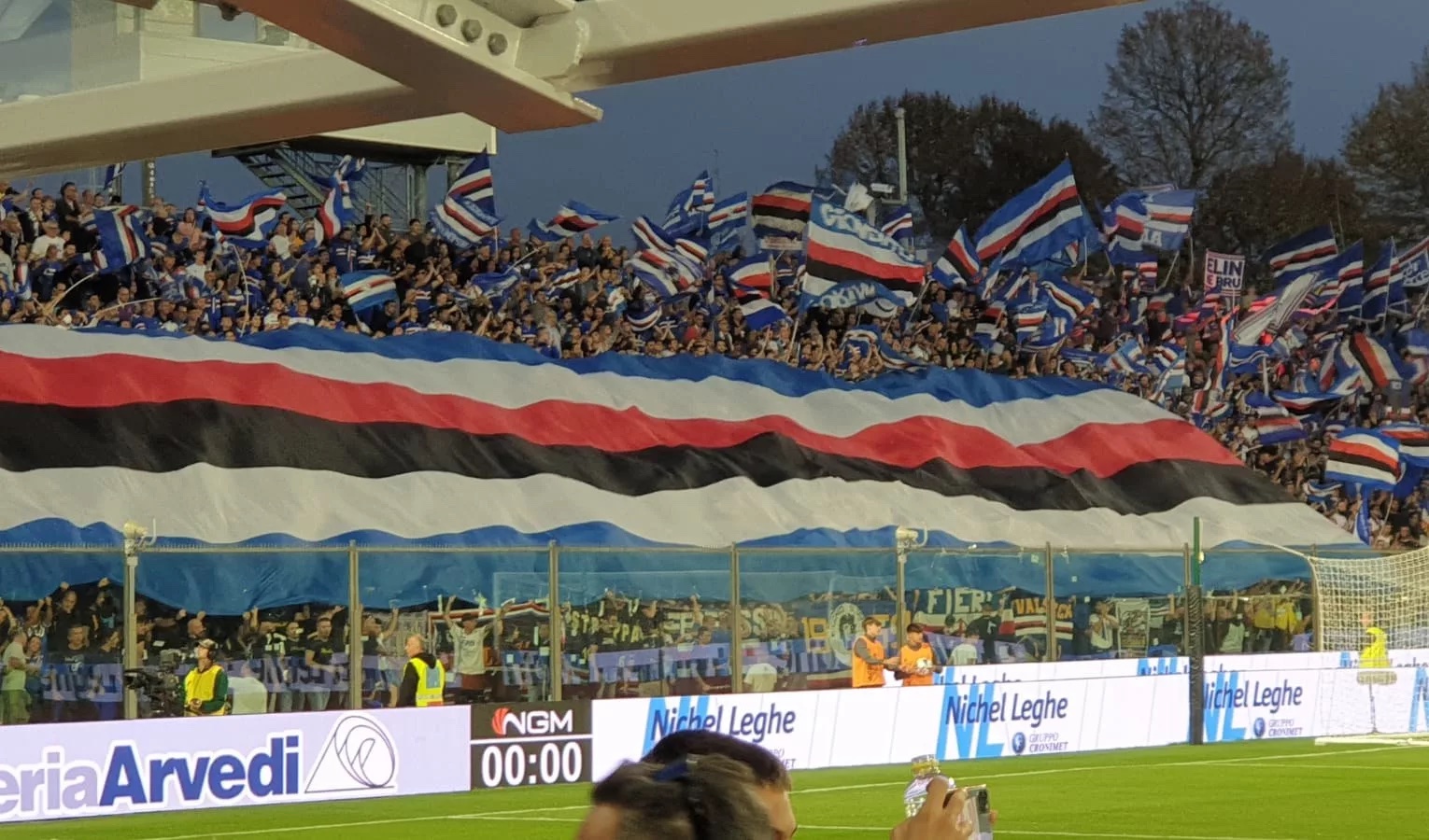 Adesivi, nessuna critica ai tifosi della Sampdoria