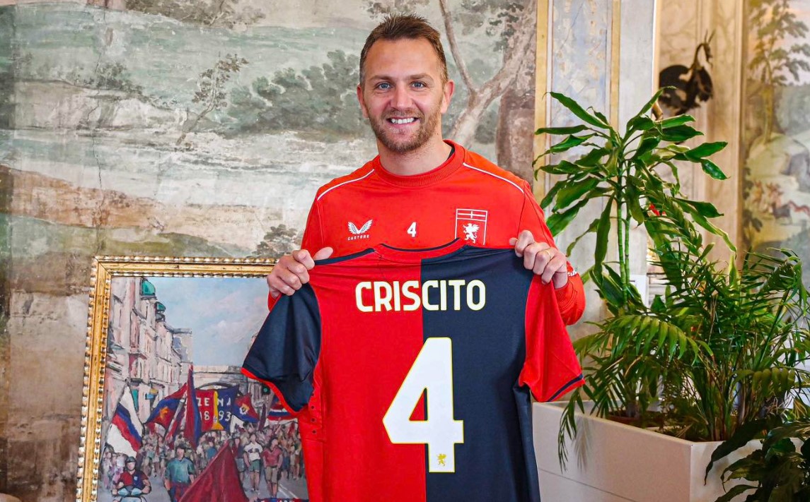 Genoa-Criscito, ora è ufficiale: firma e foto con la 