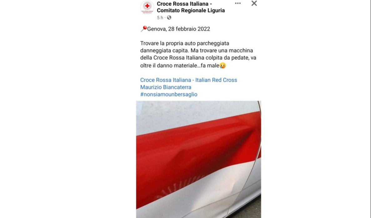 Genova: danneggiata a calci una vettura della Croce Rossa