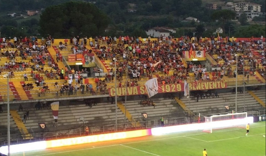 Puscas nel finale, tre punti d'oro per il Genoa a Benevento. Finita 1-2