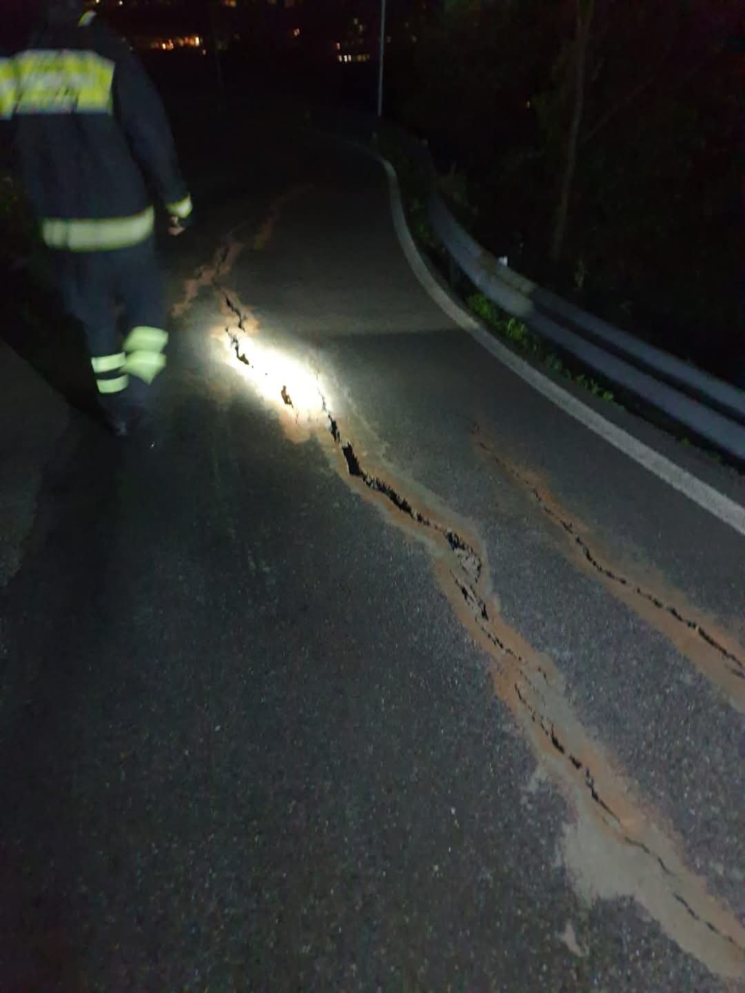 Casarza Ligure, cede la provinciale. A Davagna ancora 22 persone isolate